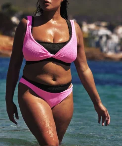 Hunza G Bikini Sets|Bralette-Coverage Juno Bikini - Bubblegum